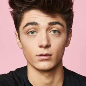 تصویر هنرمند Asher Angel تصویر هنرمند Asher Angel