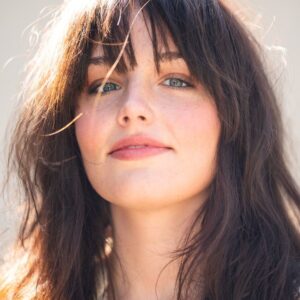 تصویر هنرمند Lily Donoghue