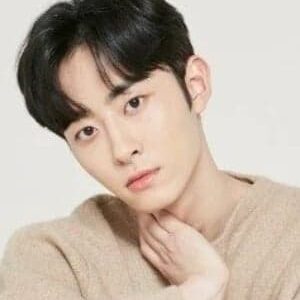 تصویر هنرمند Ahn Jung-hun تصویر هنرمند Ahn Jung-hun