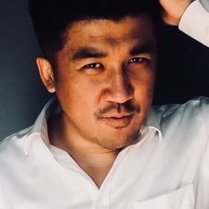تصویر هنرمند Hongwei Zhang تصویر هنرمند Hongwei Zhang