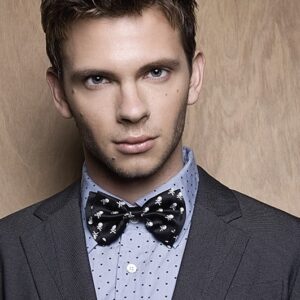 تصویر هنرمند Devon Graye