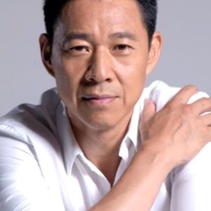 تصویر هنرمند Zhang Fengyi تصویر هنرمند Zhang Fengyi