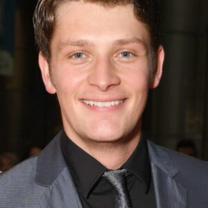 تصویر هنرمند Brett Dier