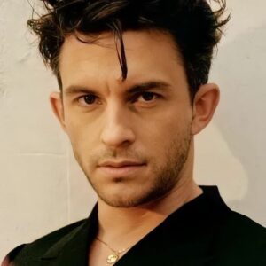 تصویر هنرمند Jonathan Bailey