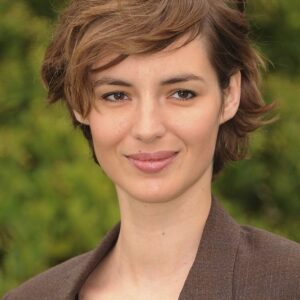 تصویر هنرمند Louise Bourgoin تصویر هنرمند Louise Bourgoin