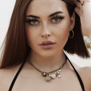 تصویر هنرمند Carrie Munro