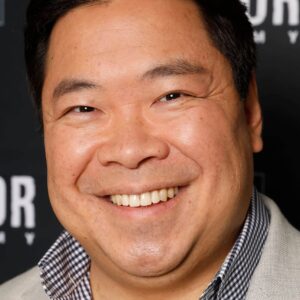 تصویر هنرمند Alexander Woo