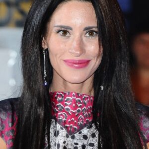 تصویر هنرمند Jasmine Lennard تصویر هنرمند Jasmine Lennard