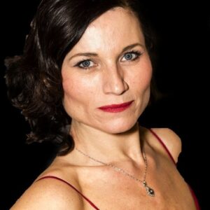 تصویر هنرمند Kate Fleetwood