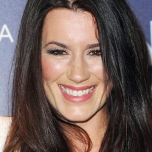 تصویر هنرمند Kate Magowan تصویر هنرمند Kate Magowan