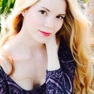 تصویر هنرمند Brooke Anne Smith تصویر هنرمند Brooke Anne Smith