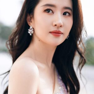 تصویر هنرمند Liu Yifei