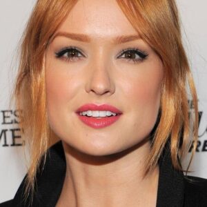 تصویر هنرمند Kaylee DeFer