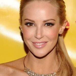 تصویر هنرمند Louise Linton