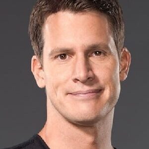 تصویر هنرمند Daniel Tosh
