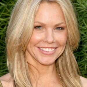 تصویر هنرمند Andrea Roth تصویر هنرمند Andrea Roth