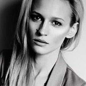 تصویر هنرمند Aleksandra Klebanska