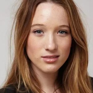 تصویر هنرمند Sophie Lowe
