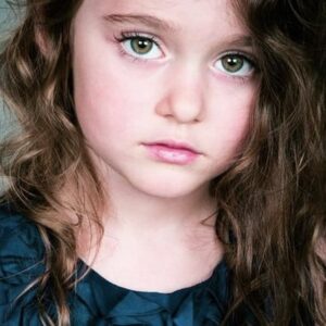 تصویر هنرمند Riya May Atwood تصویر هنرمند Riya May Atwood