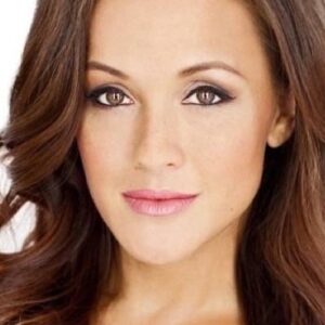 تصویر هنرمند Yan-Kay Crystal Lowe