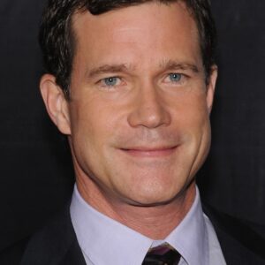 تصویر هنرمند Dylan Walsh