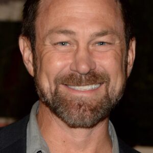 تصویر هنرمند Grant Bowler