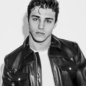 تصویر هنرمند Tanner Zagarino تصویر هنرمند Tanner Zagarino