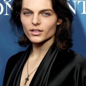 تصویر هنرمند Damian Hurley تصویر هنرمند Damian Hurley