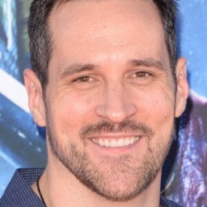 تصویر هنرمند Travis Willingham