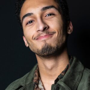 تصویر هنرمند Logan Weisberg تصویر هنرمند Logan Weisberg
