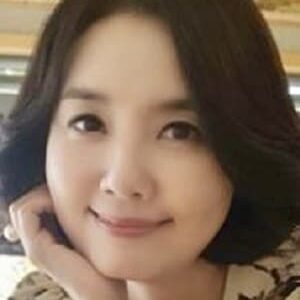 تصویر هنرمند Kim Joo-ah