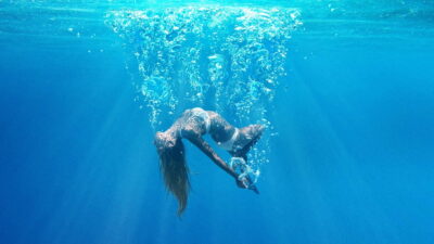 Teaser for Under the Silver Lake