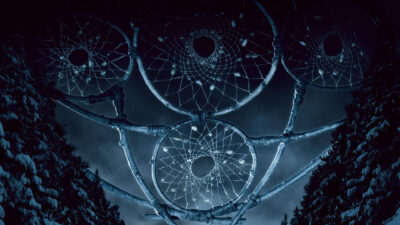Teaser for Dreamcatcher