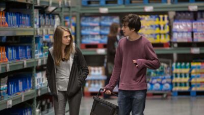 Teaser for Paper Towns