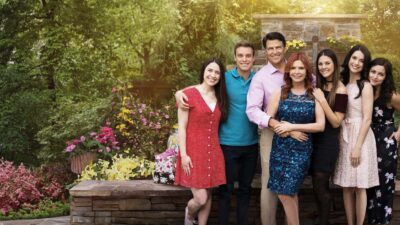 Teaser for The Baxters