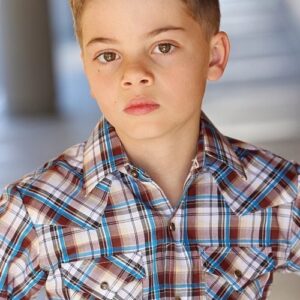 تصویر هنرمند Brecken Merrill تصویر هنرمند Brecken Merrill