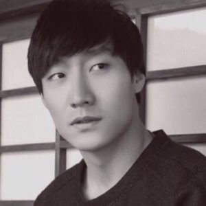 تصویر هنرمند Zhang Aoyue تصویر هنرمند Zhang Aoyue