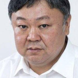 Photo of artist Jin Muraki