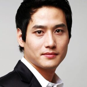 Photo of artist Park Hae-joon
