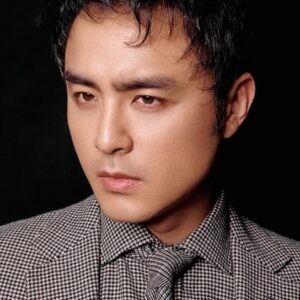 Photo of artist Ming Dao