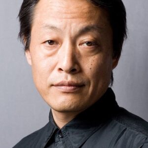 Photo of artist Akira Otaka