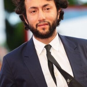 Photo of artist Kaan Müjdeci
